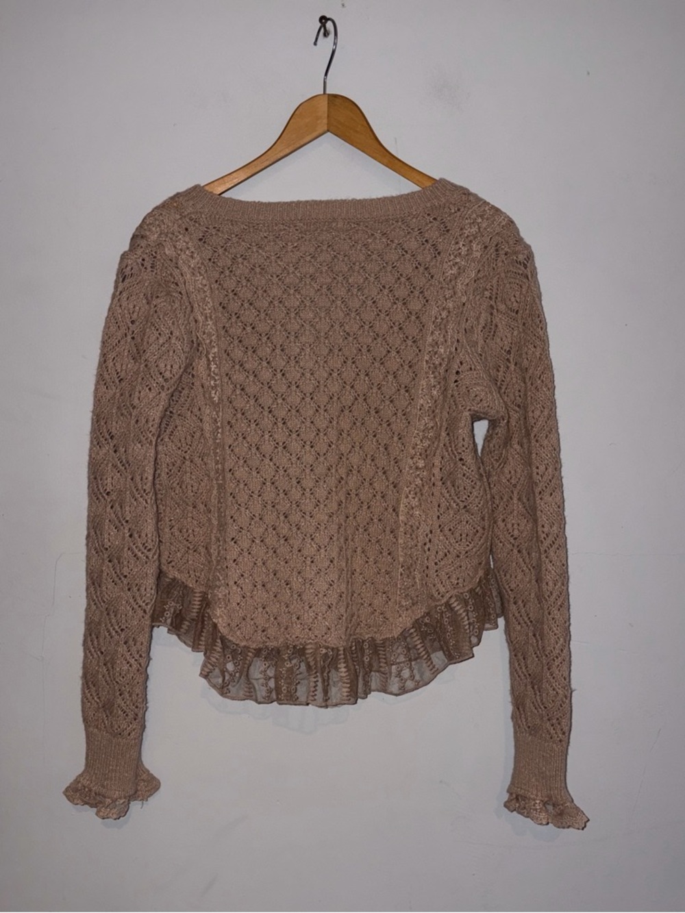 BLUIVY Tan Knit & Lace Cardigan sz M NWT - Picture 2 of 8